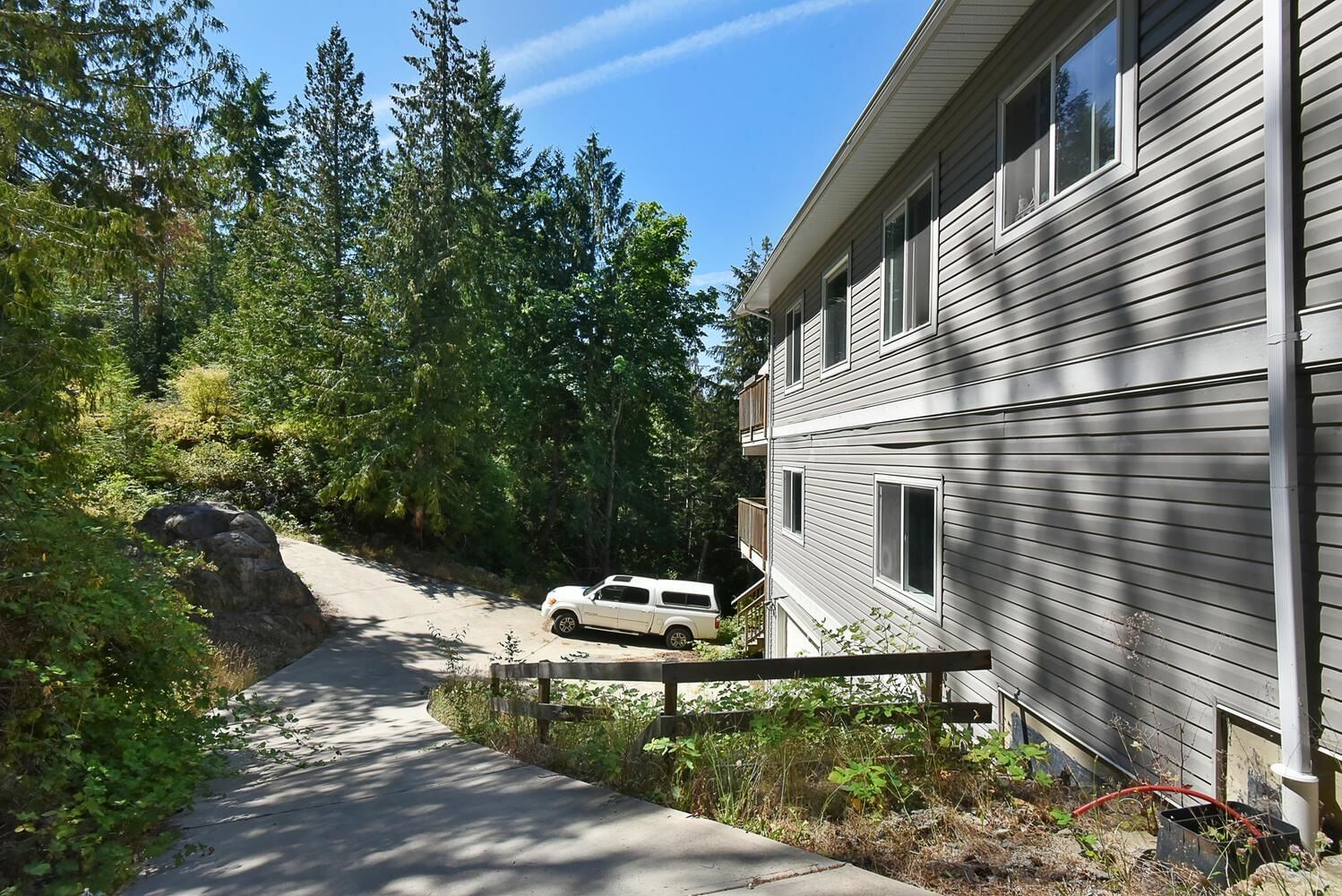 Listing Image 26