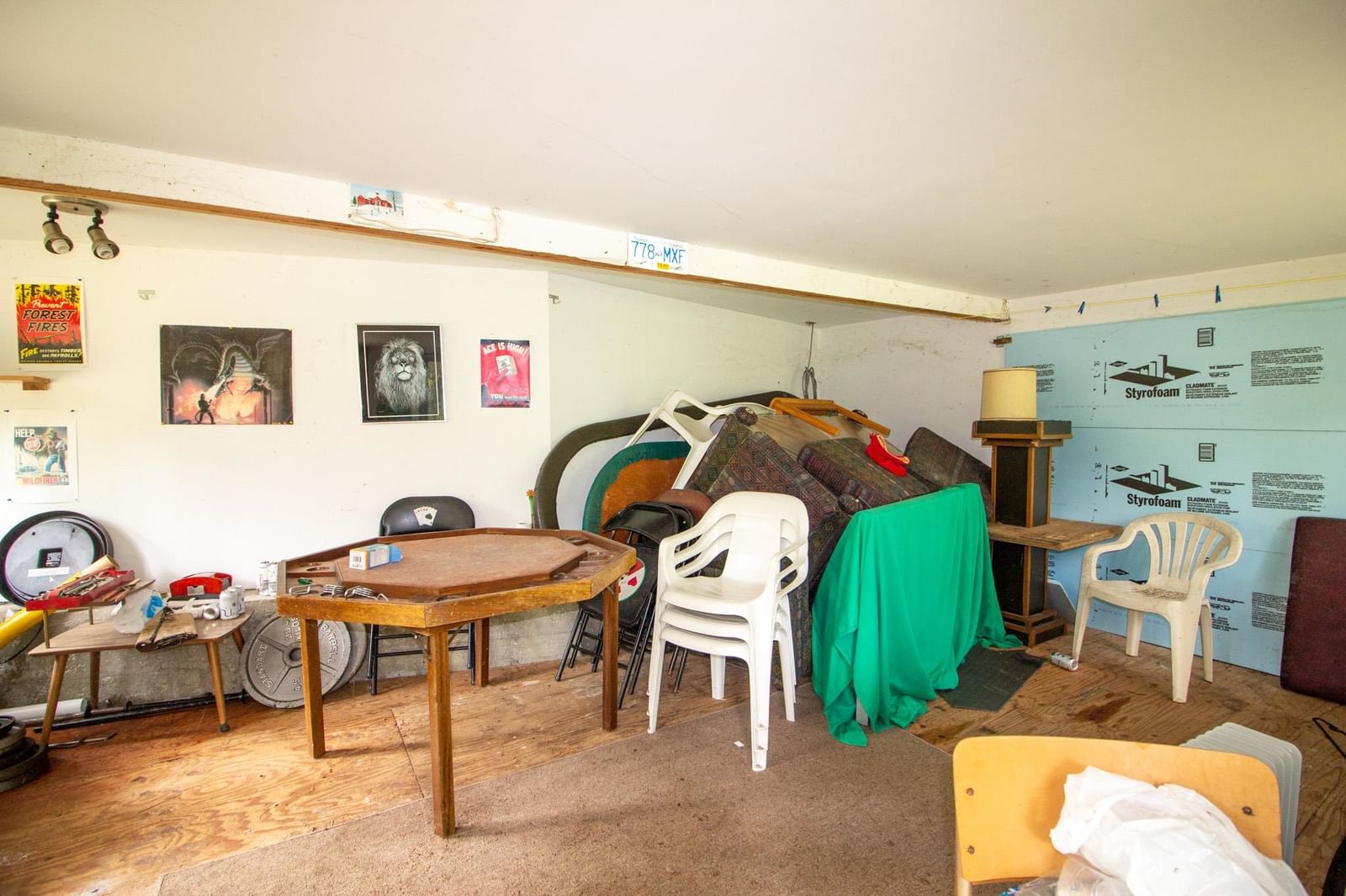 Listing Image 9
