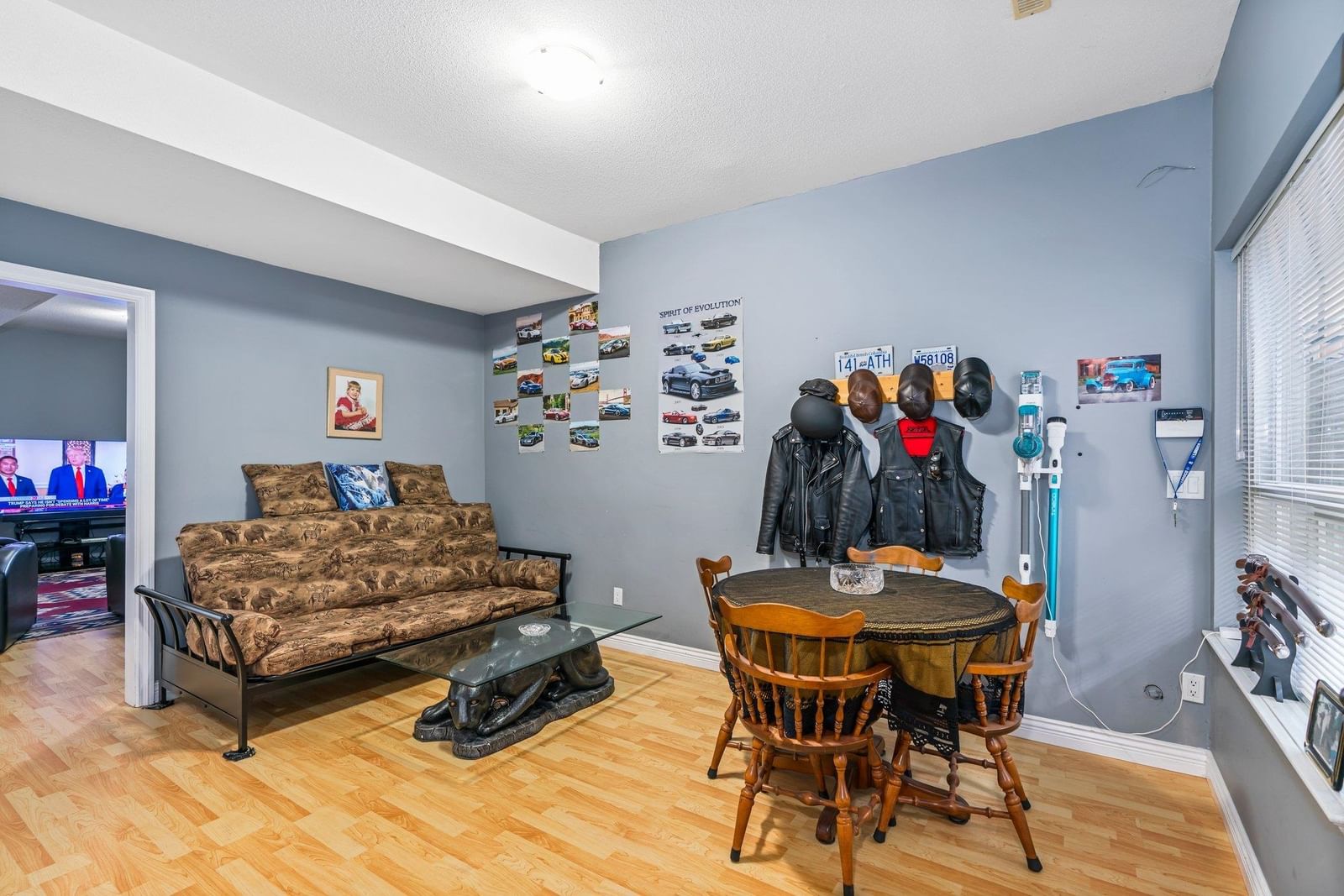 Listing Image 23