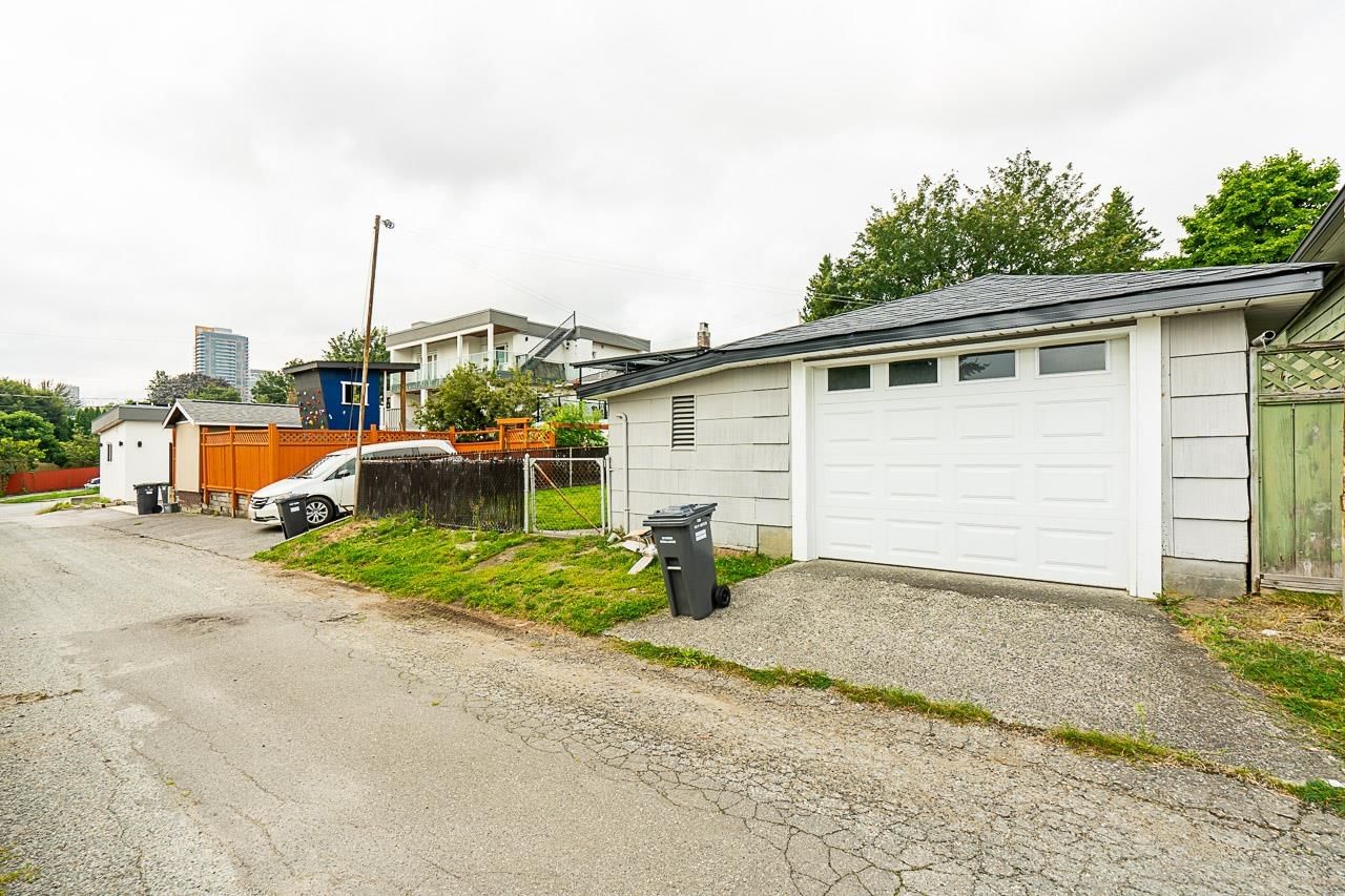 Listing Image 32