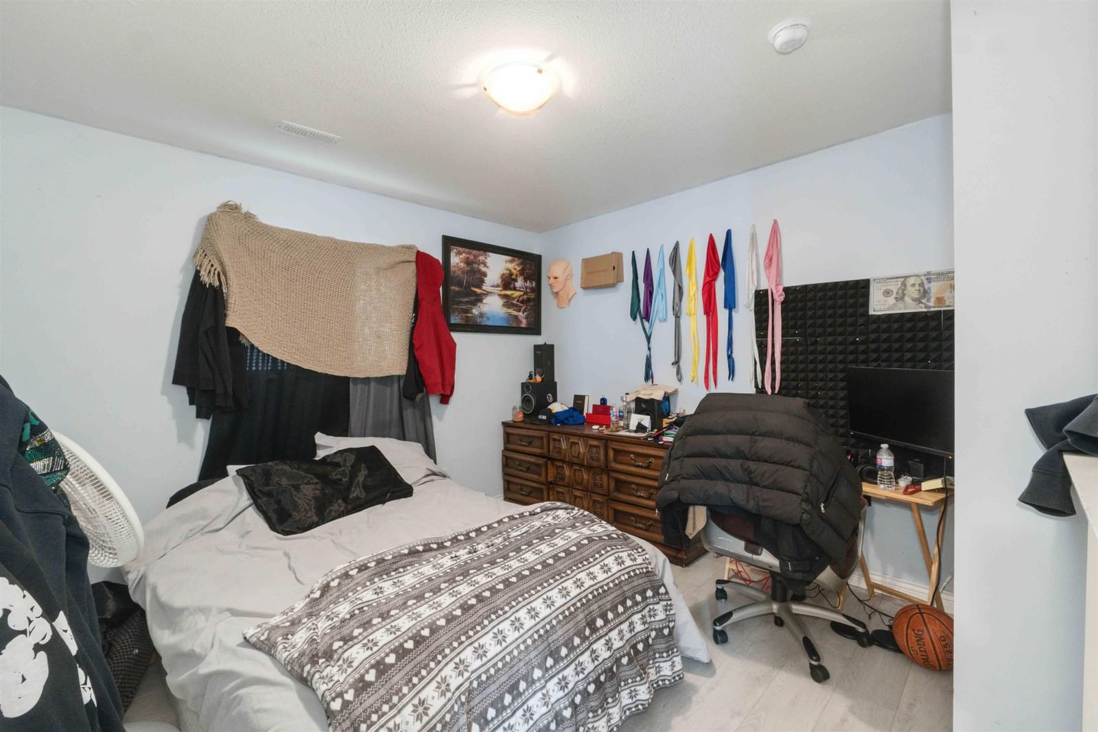 Listing Image 38