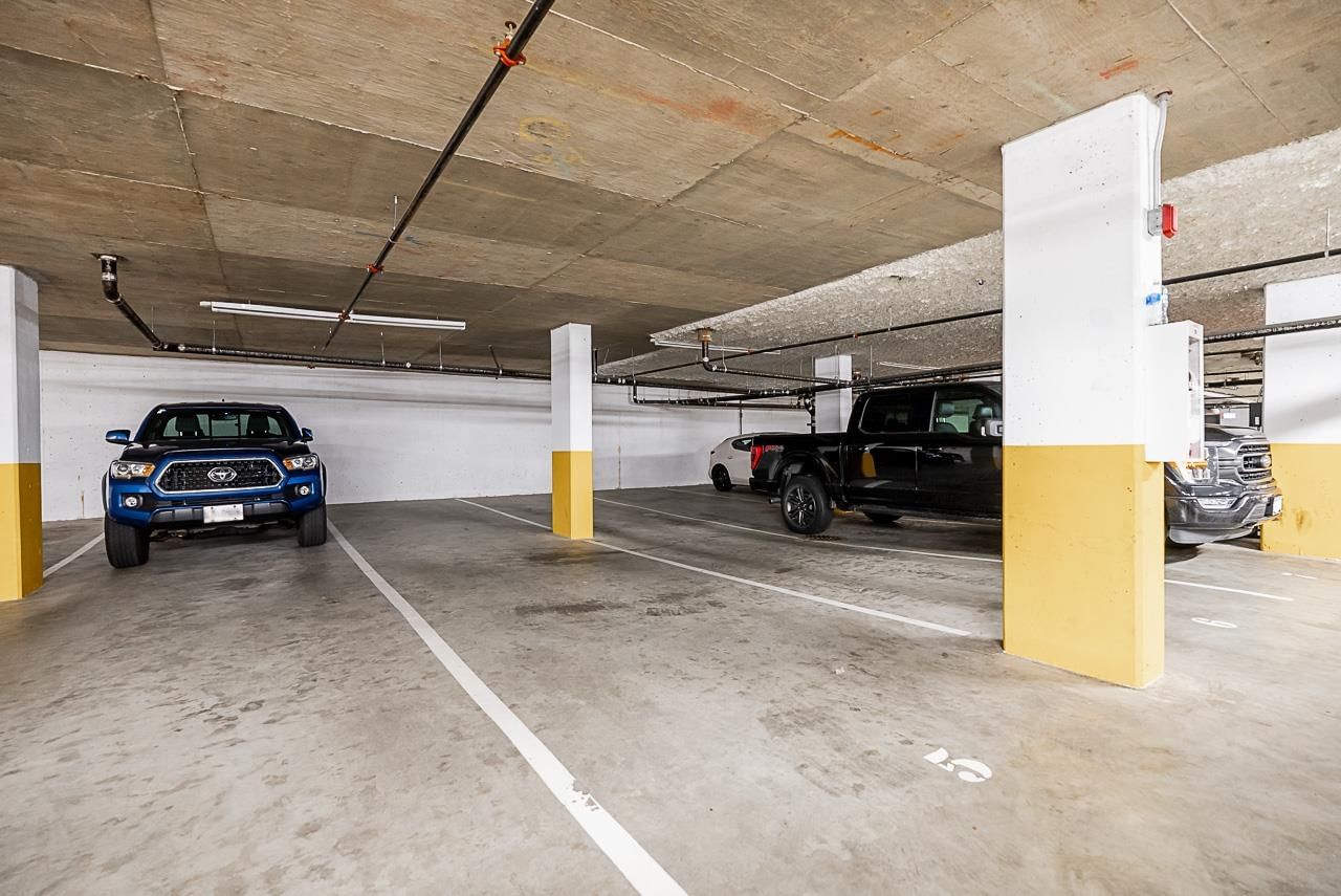 Listing Image 24