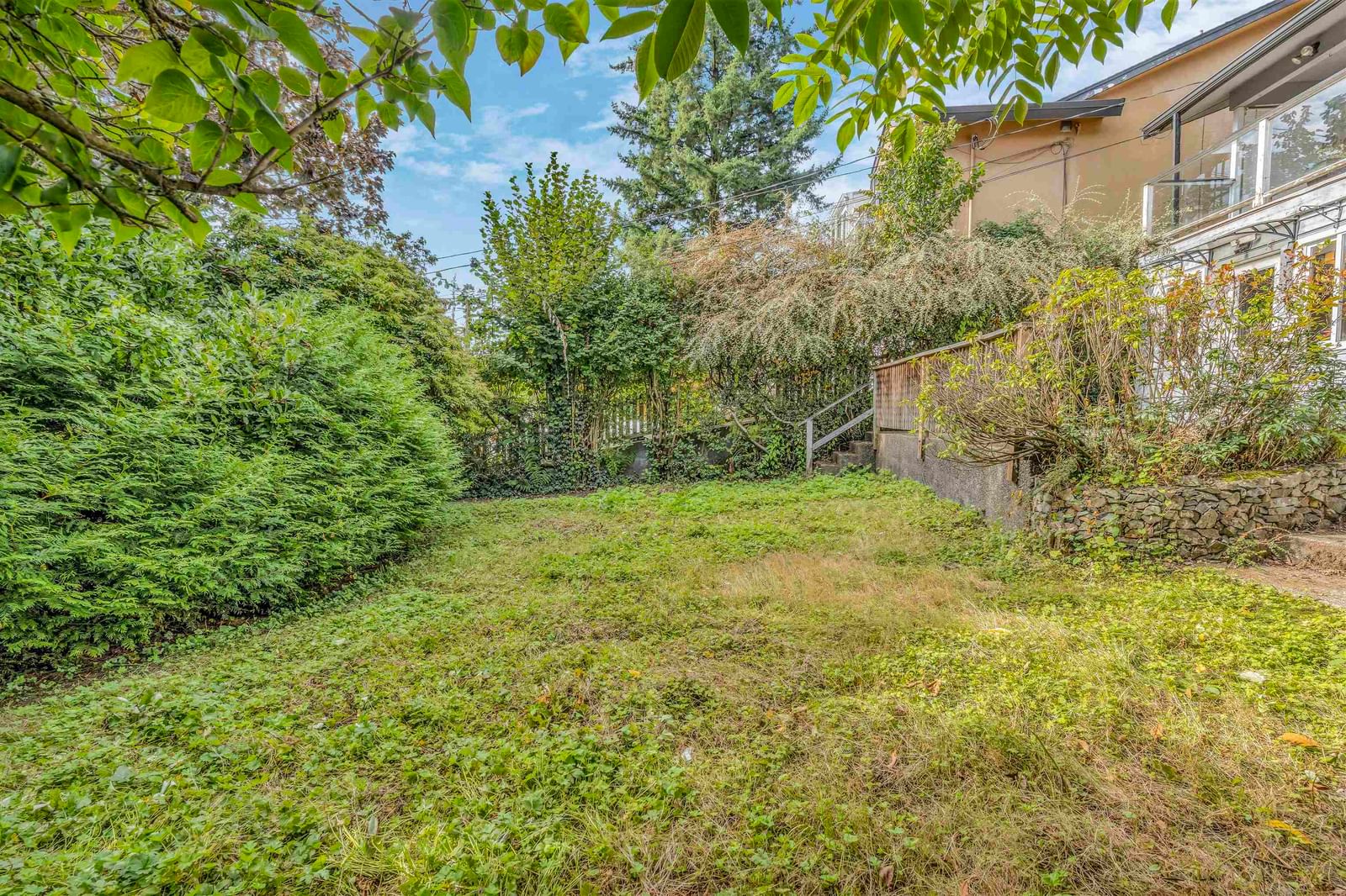 Listing Image 25
