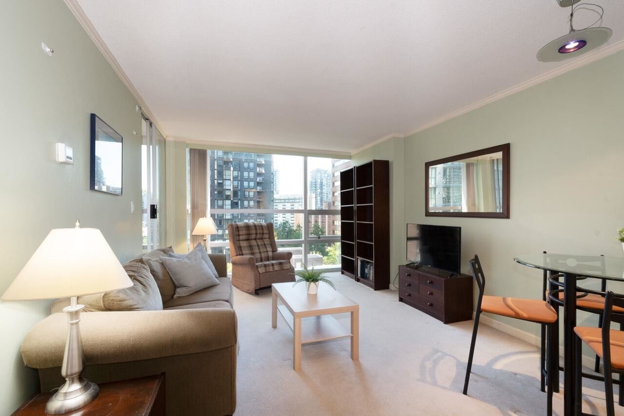 Listing Image 6