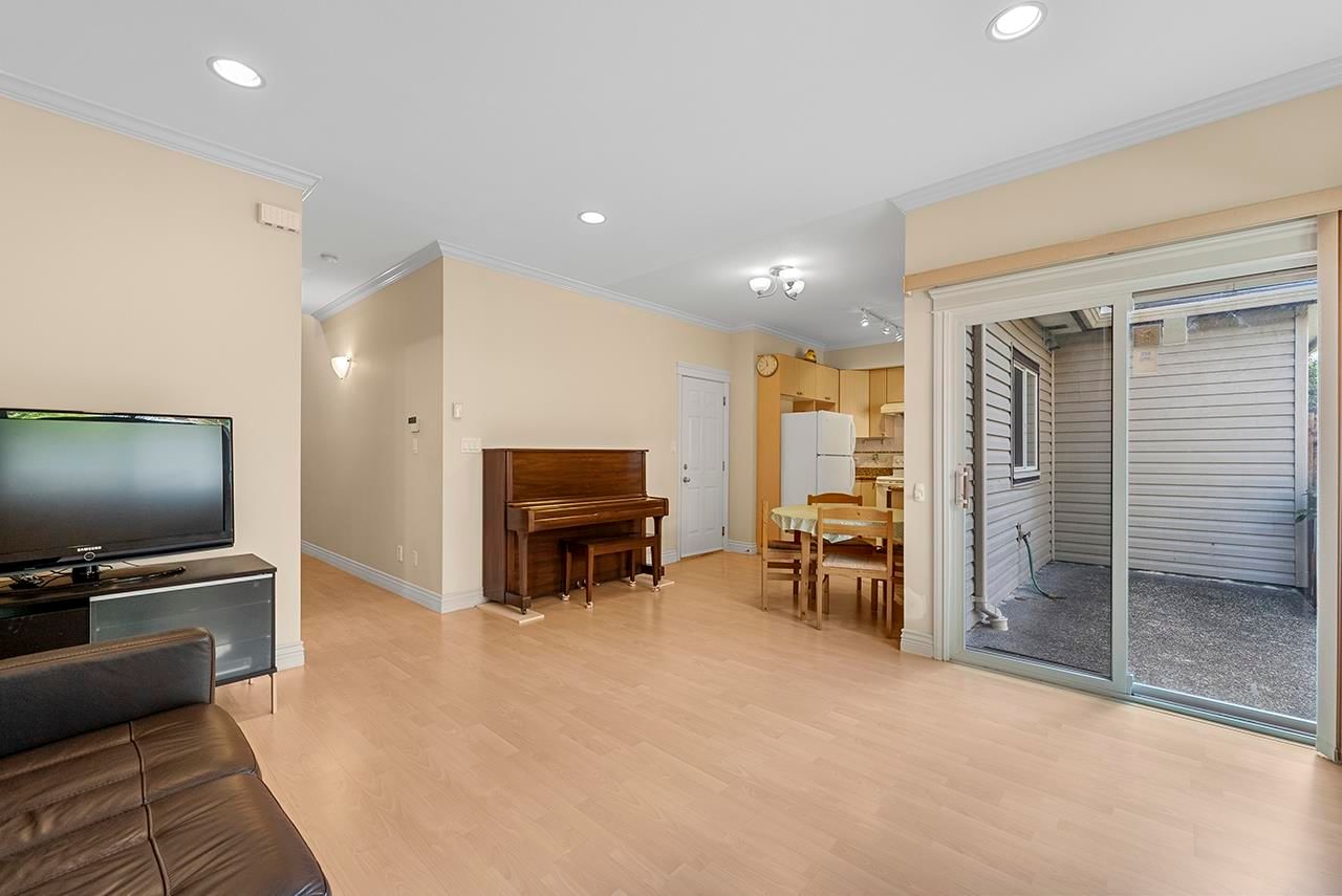 Listing Image 10