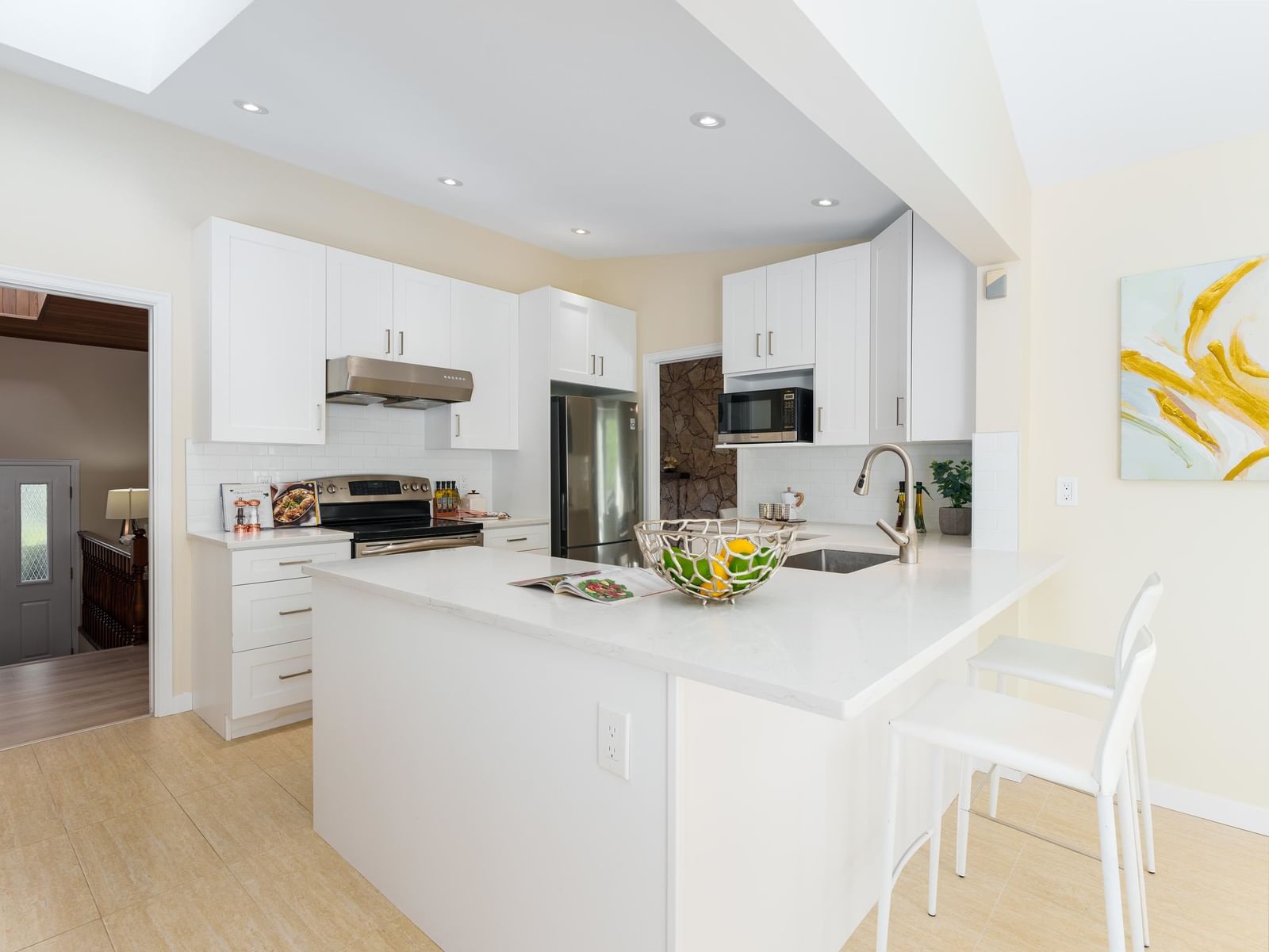 Listing Image 10