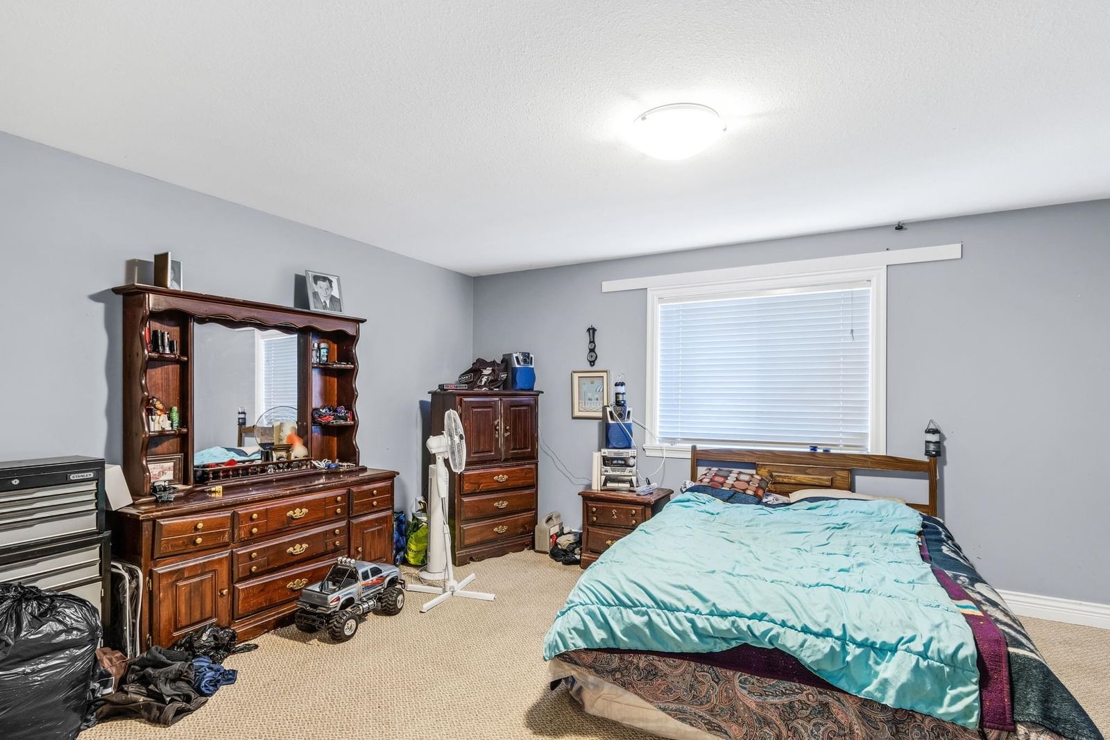 Listing Image 23