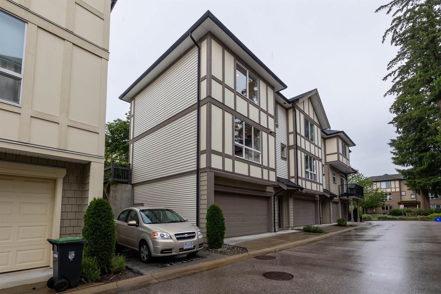Listing Image 36