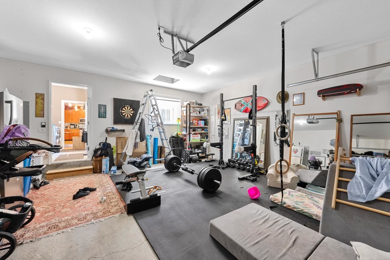 Listing Image 17