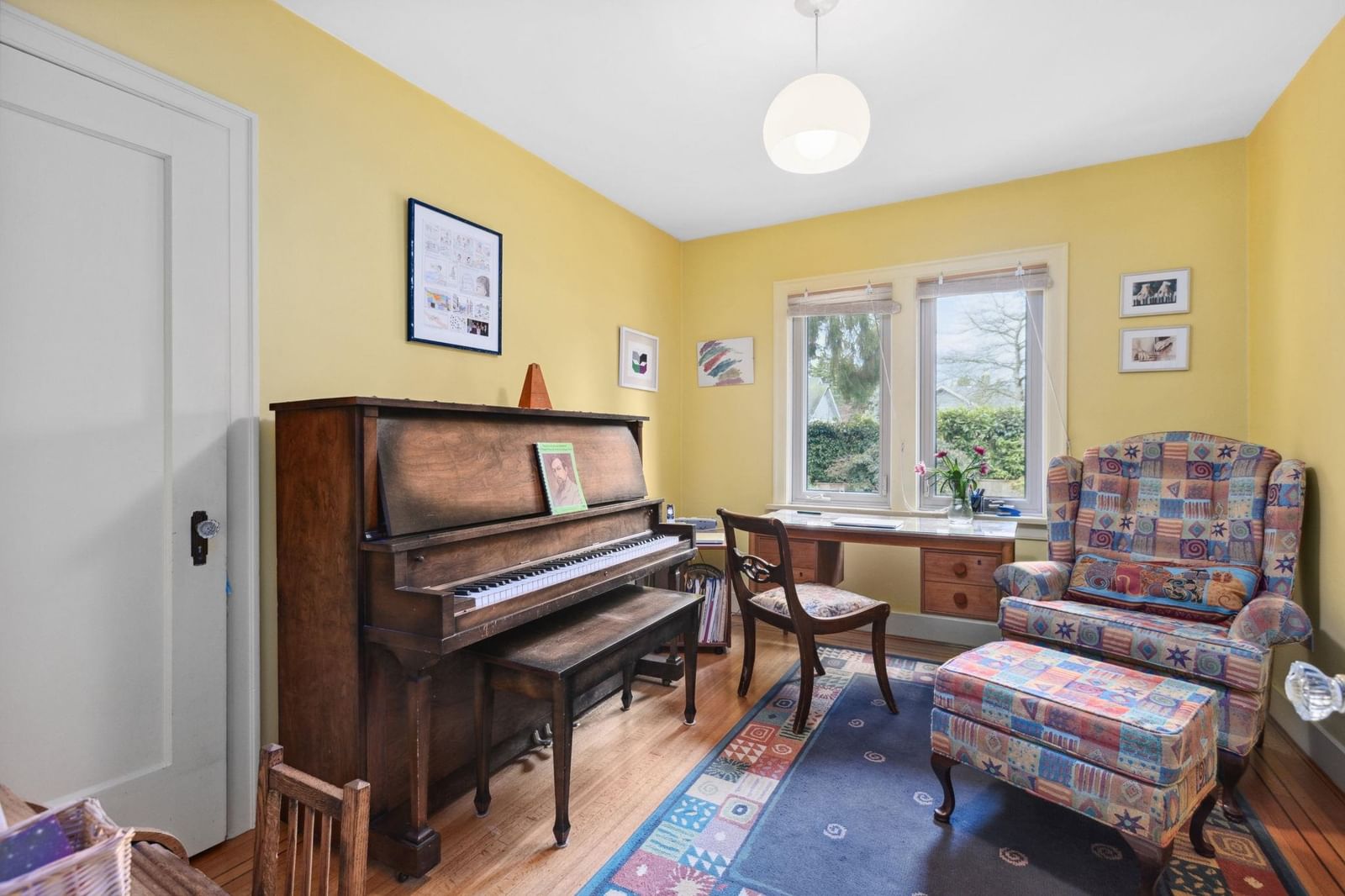 Listing Image 19