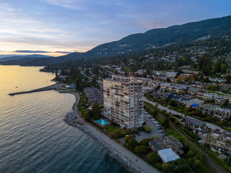 - 1002 150 24th Street #1001, West Vancouver, British Columbia (MLS R2928827)