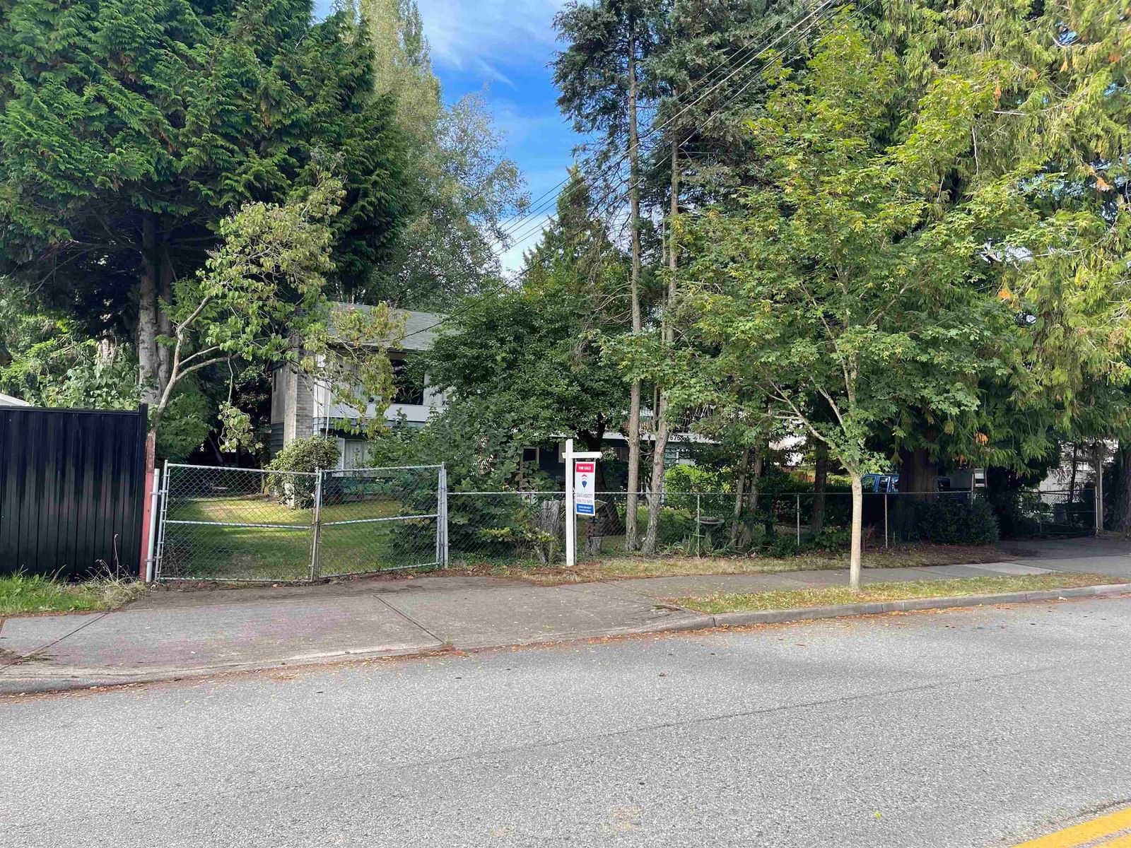 Listing Image 8