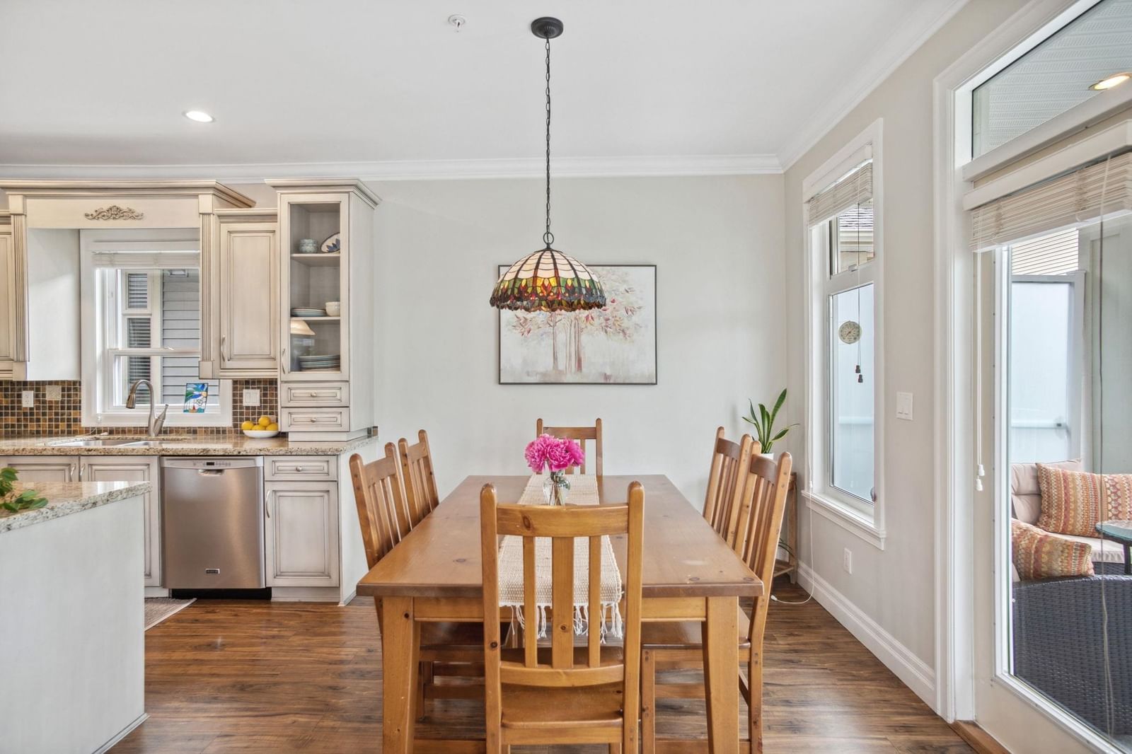 Listing Image 19