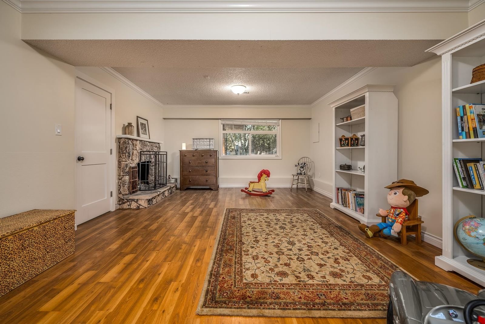 Listing Image 20