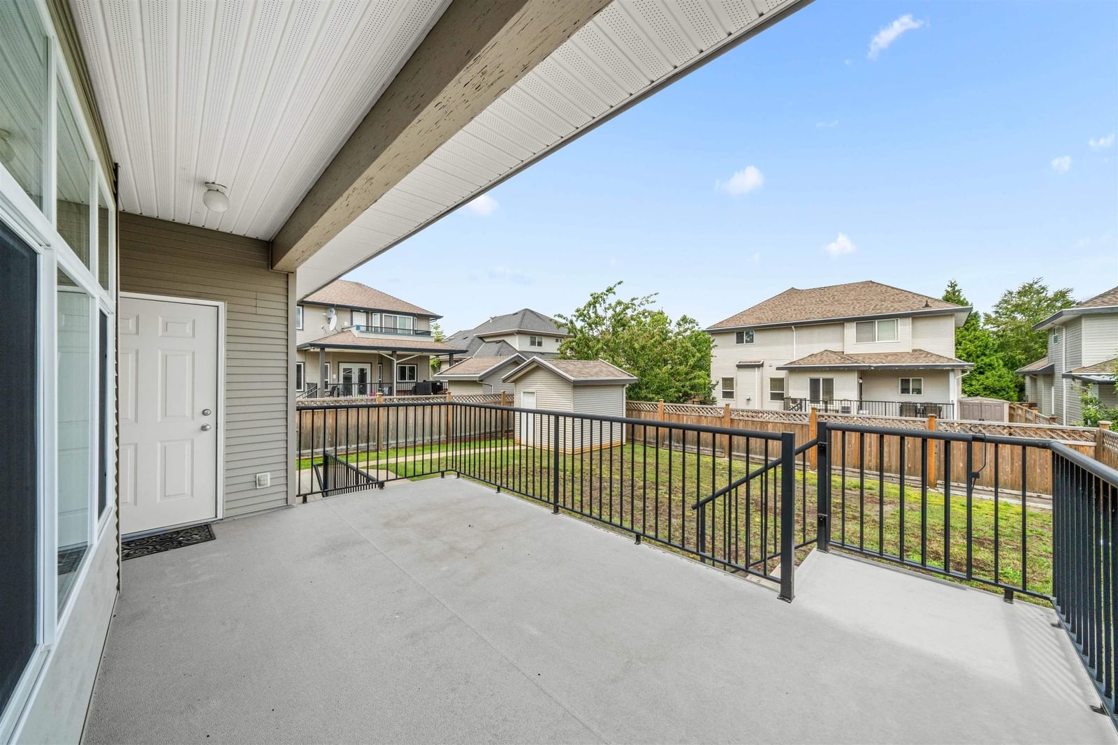 Listing Image 12