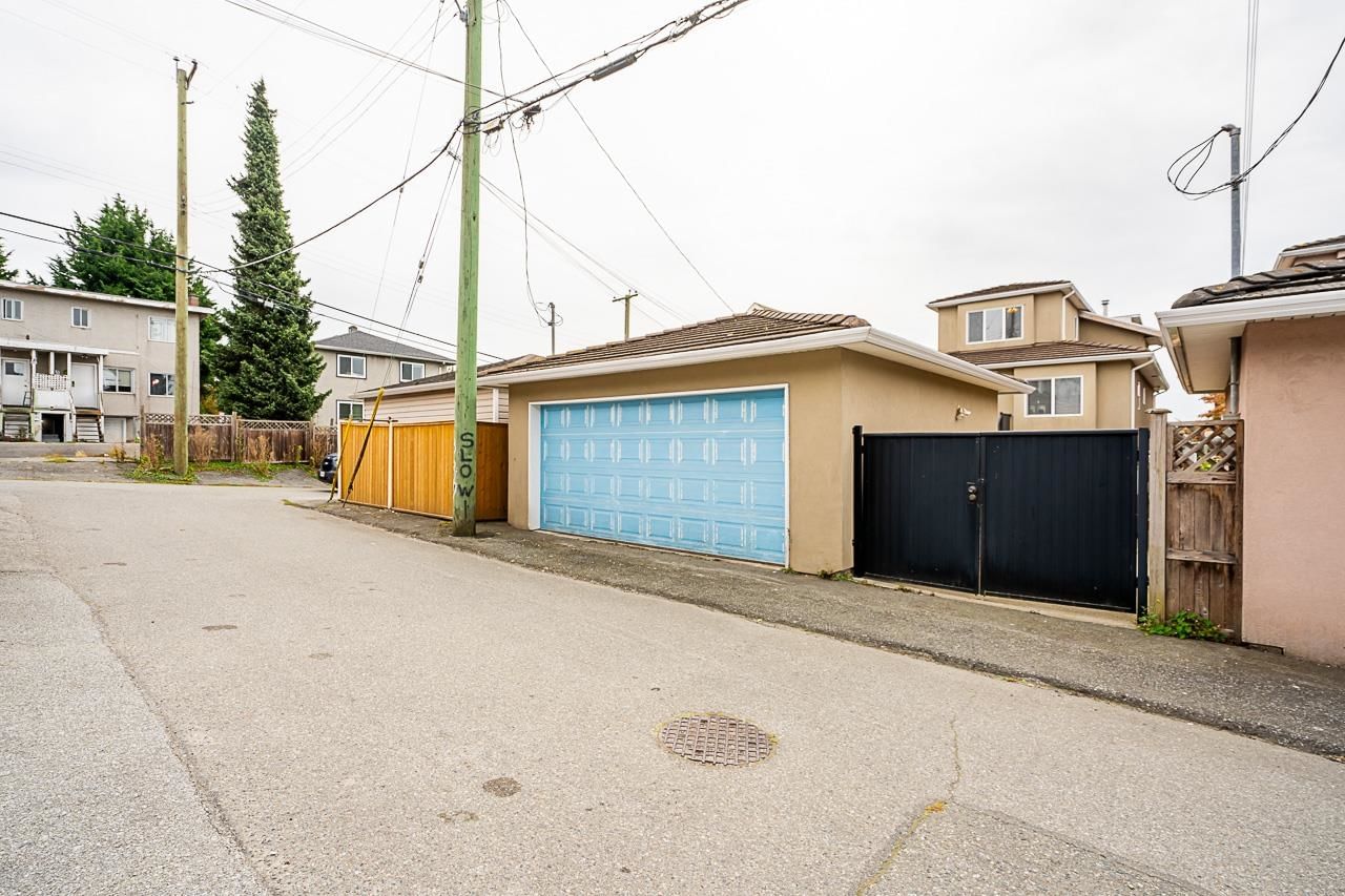 Listing Image 10