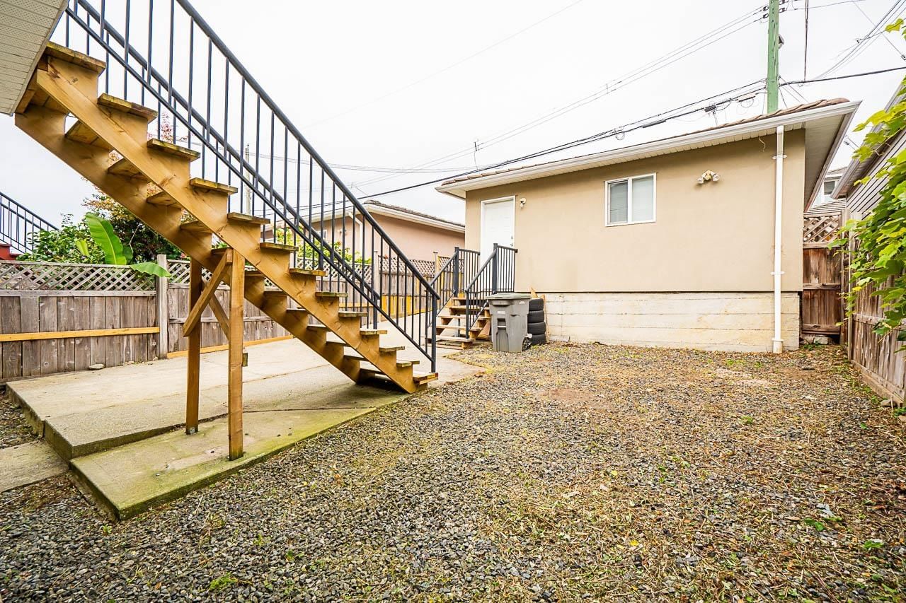Listing Image 14