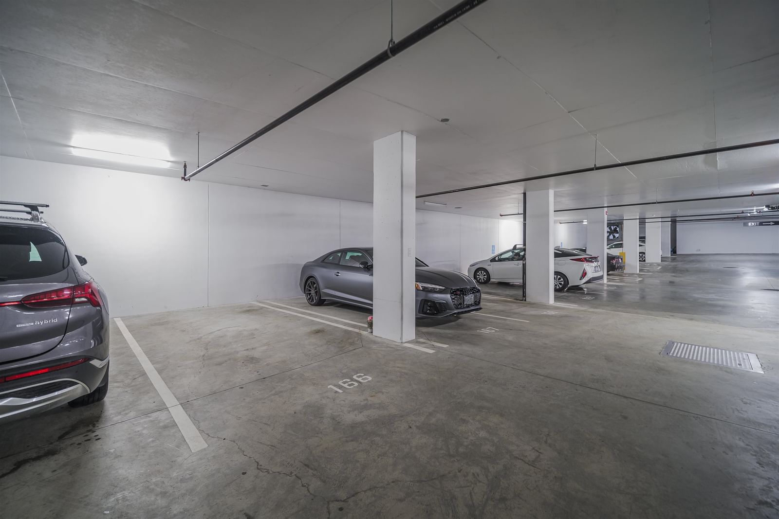 Listing Image 30