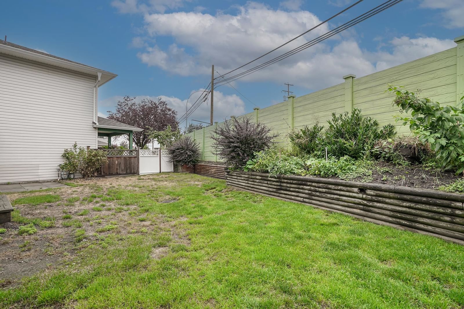 Listing Image 24