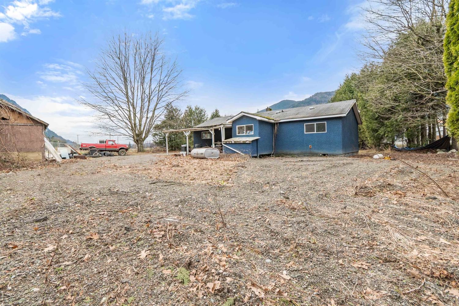 Listing Image 5