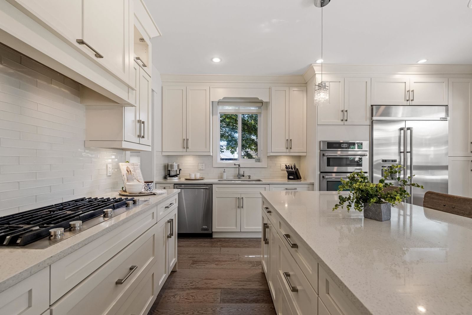 Listing Image 15