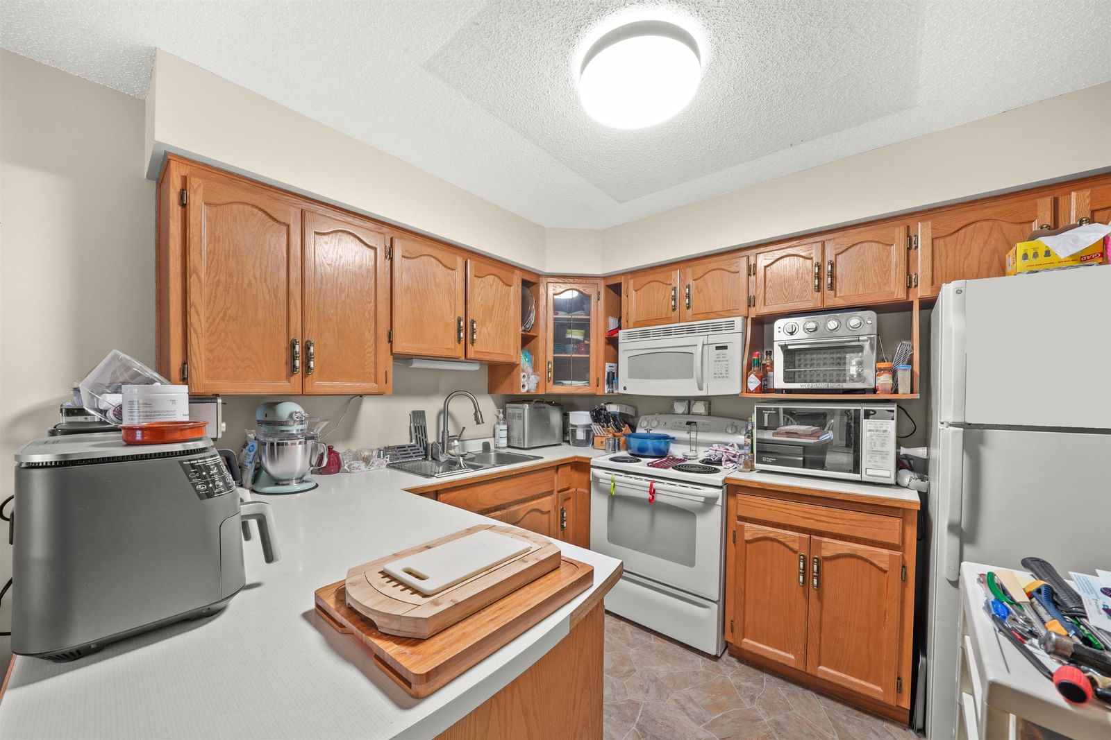 Listing Image 16