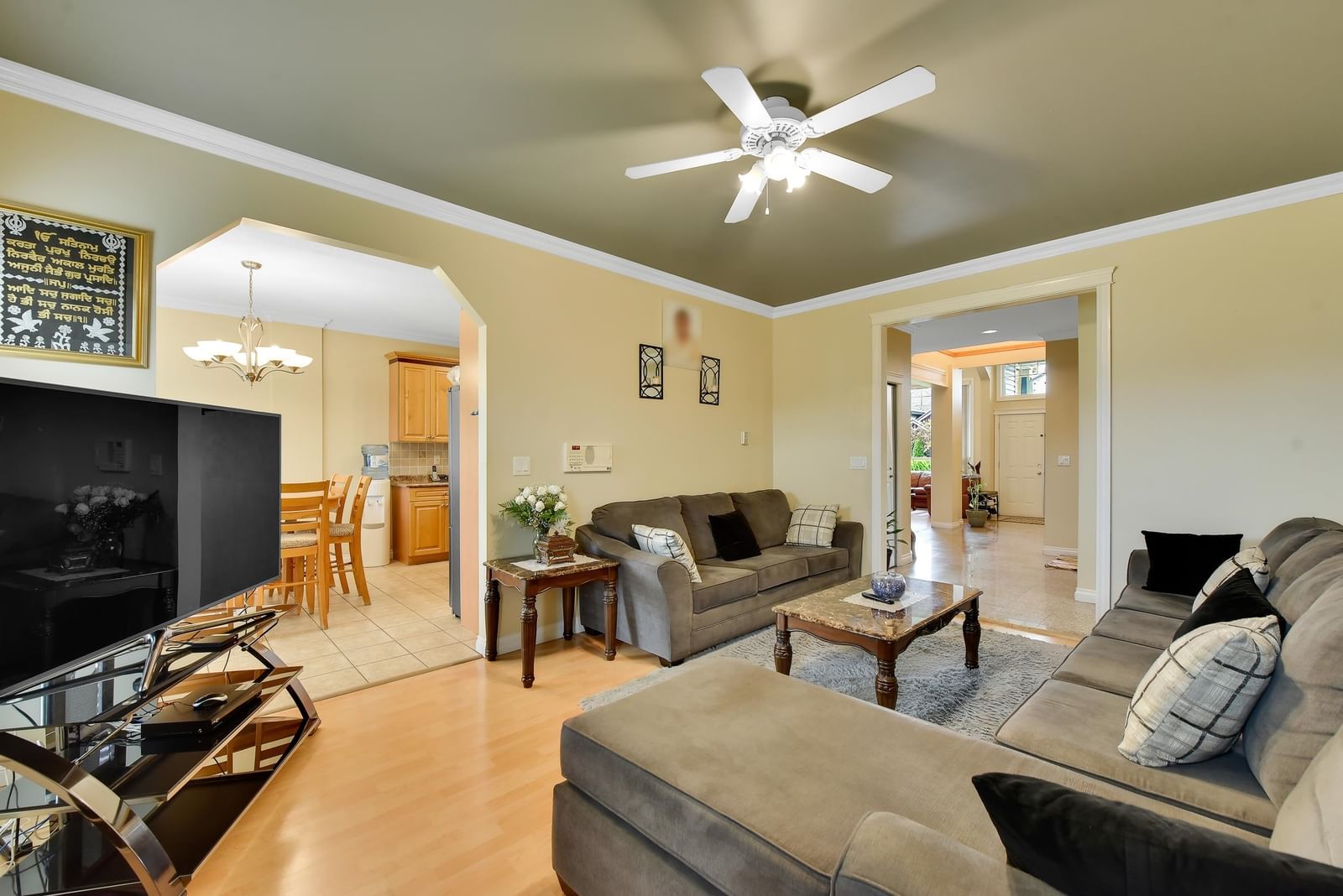 Listing Image 15