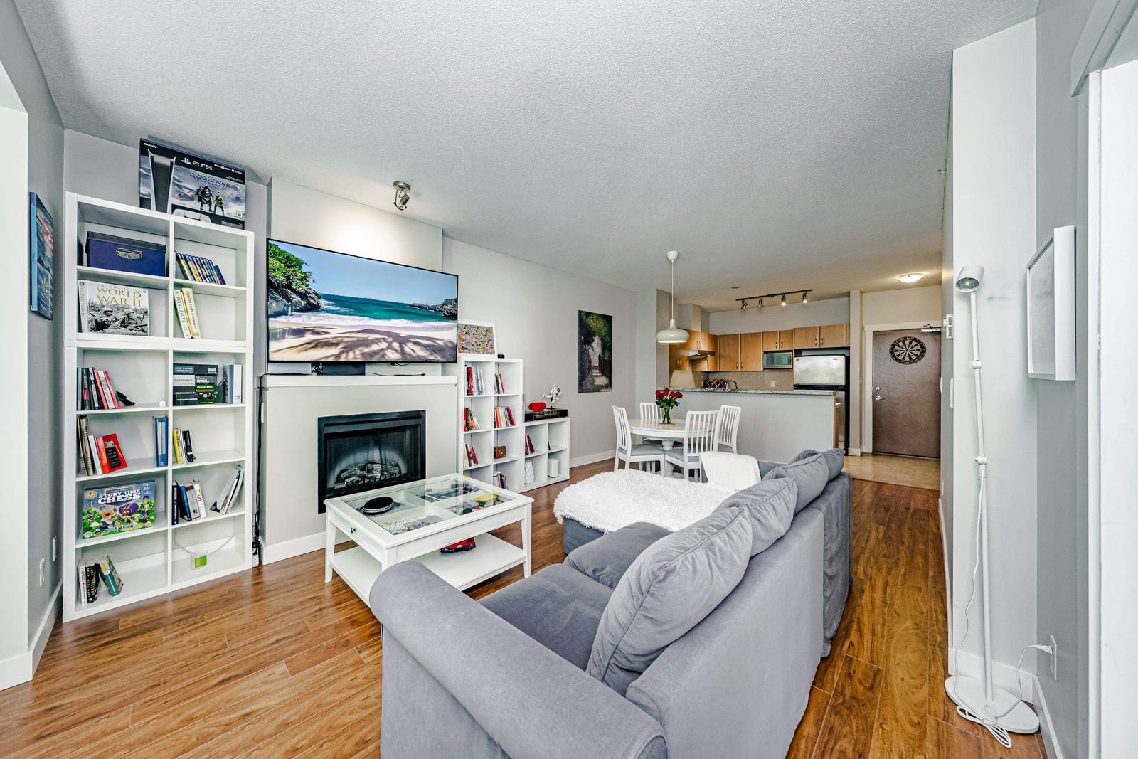 Listing Image 13