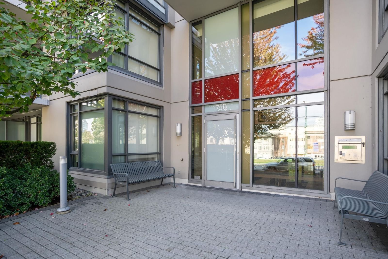 Listing Image 25