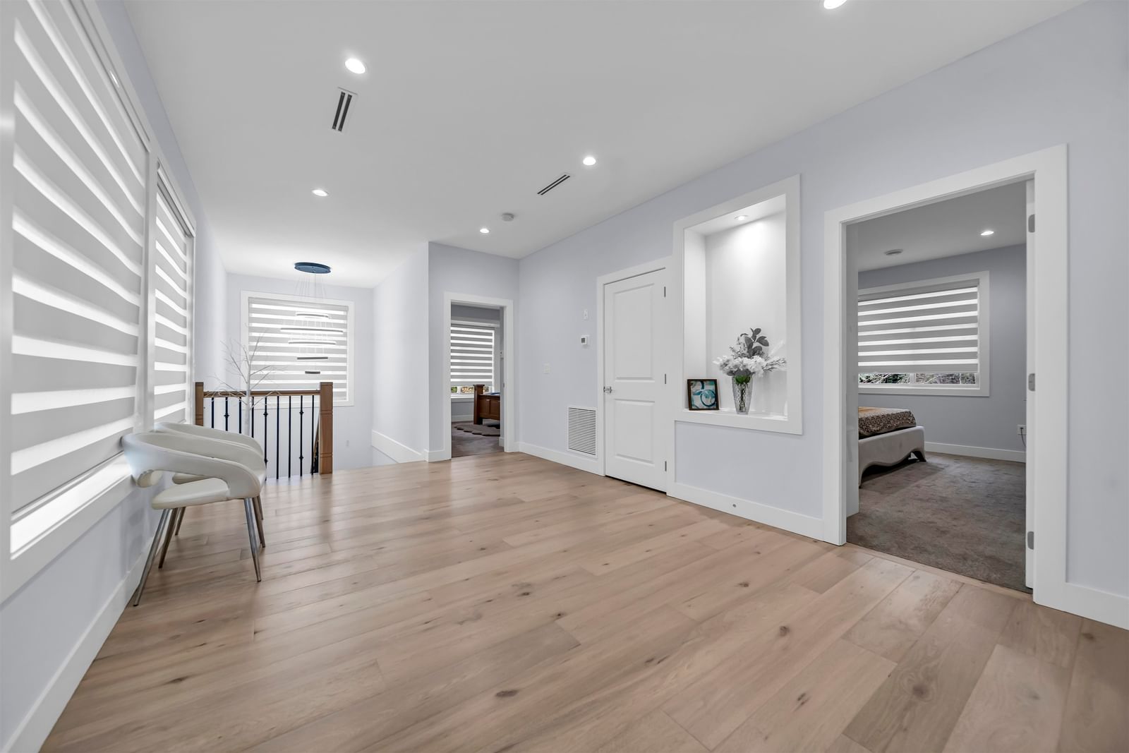Listing Image 27