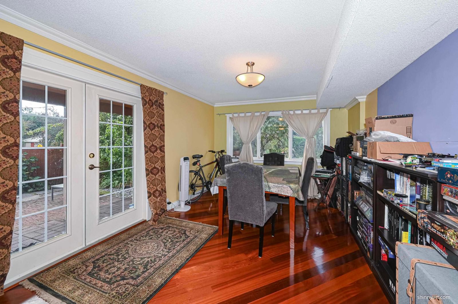 Listing Image 13