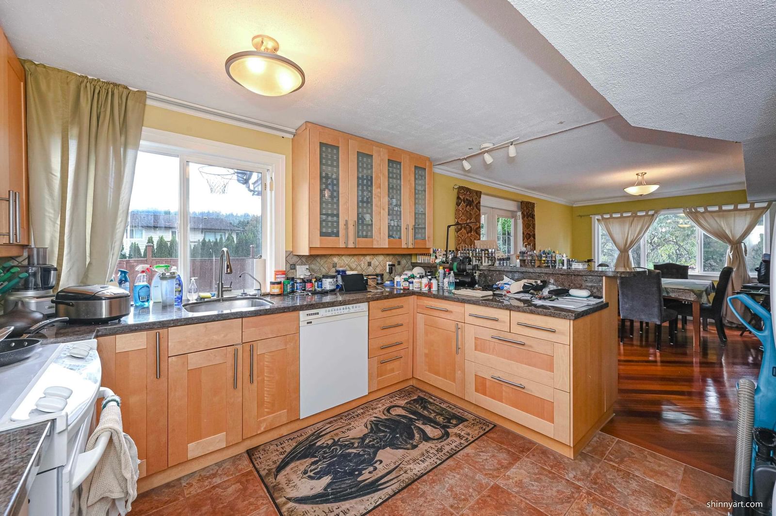 Listing Image 15