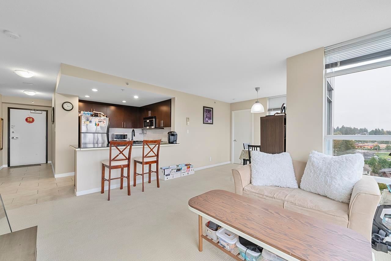 Listing Image 12