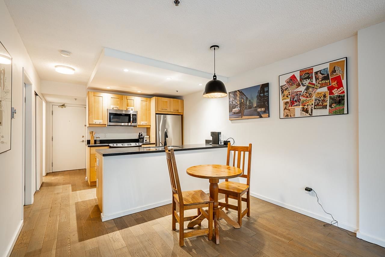 Listing Image 10