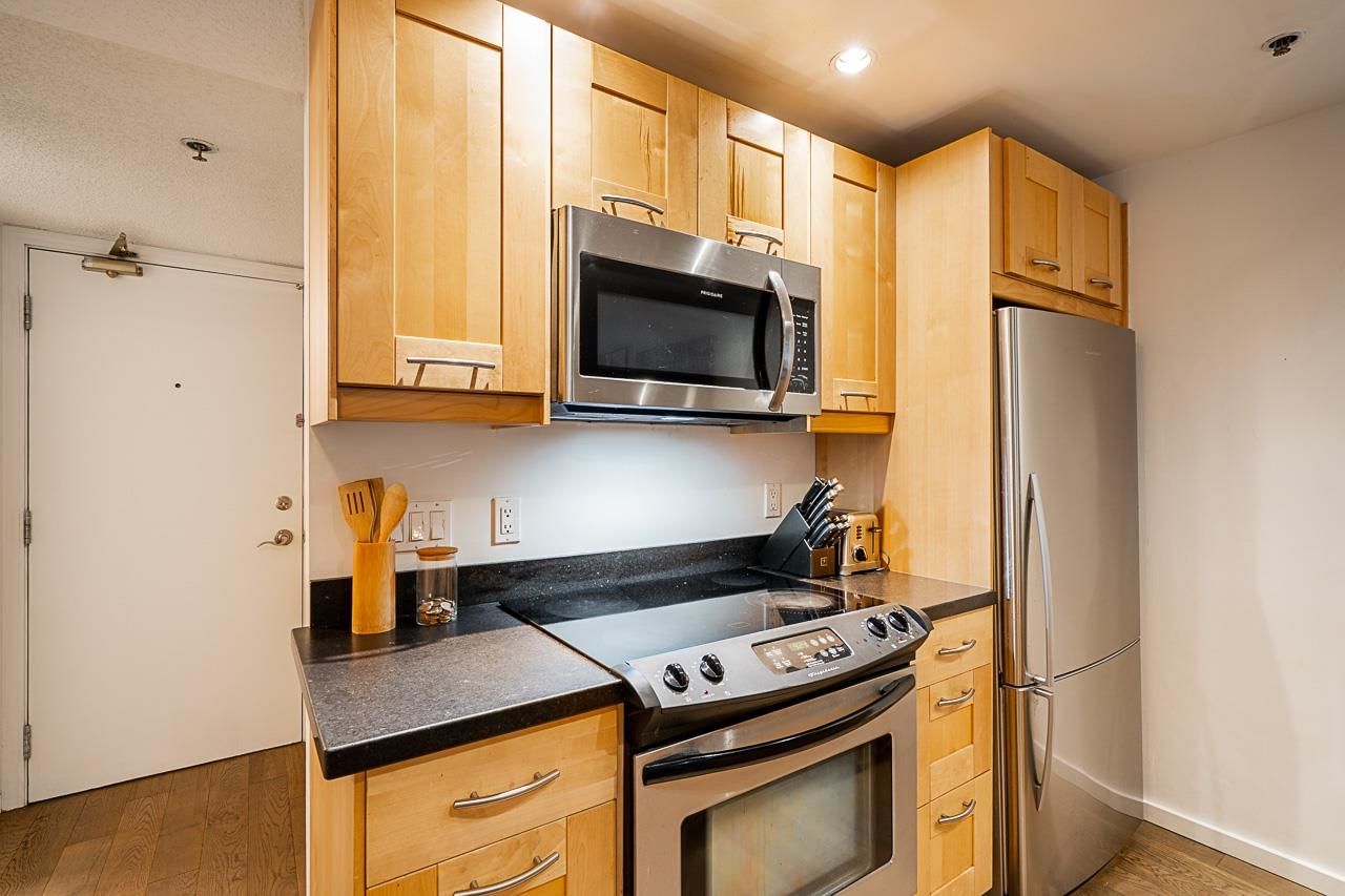 Listing Image 14