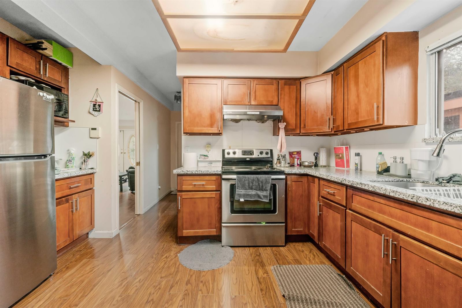 Listing Image 13