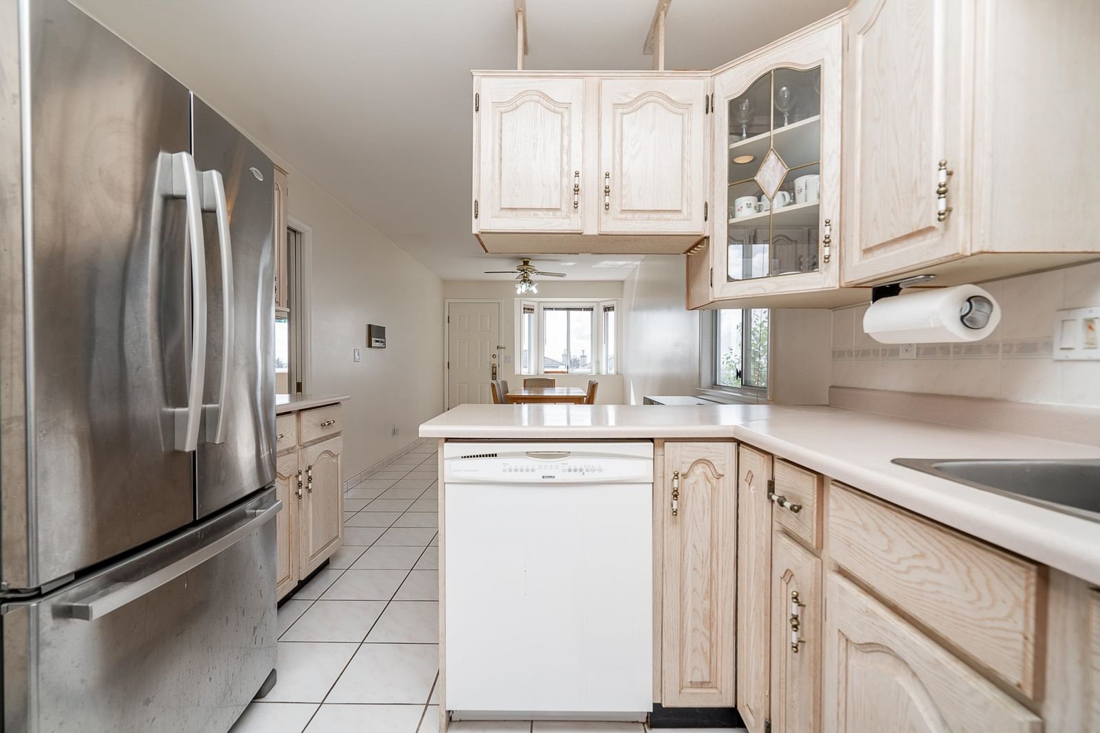 Listing Image 14