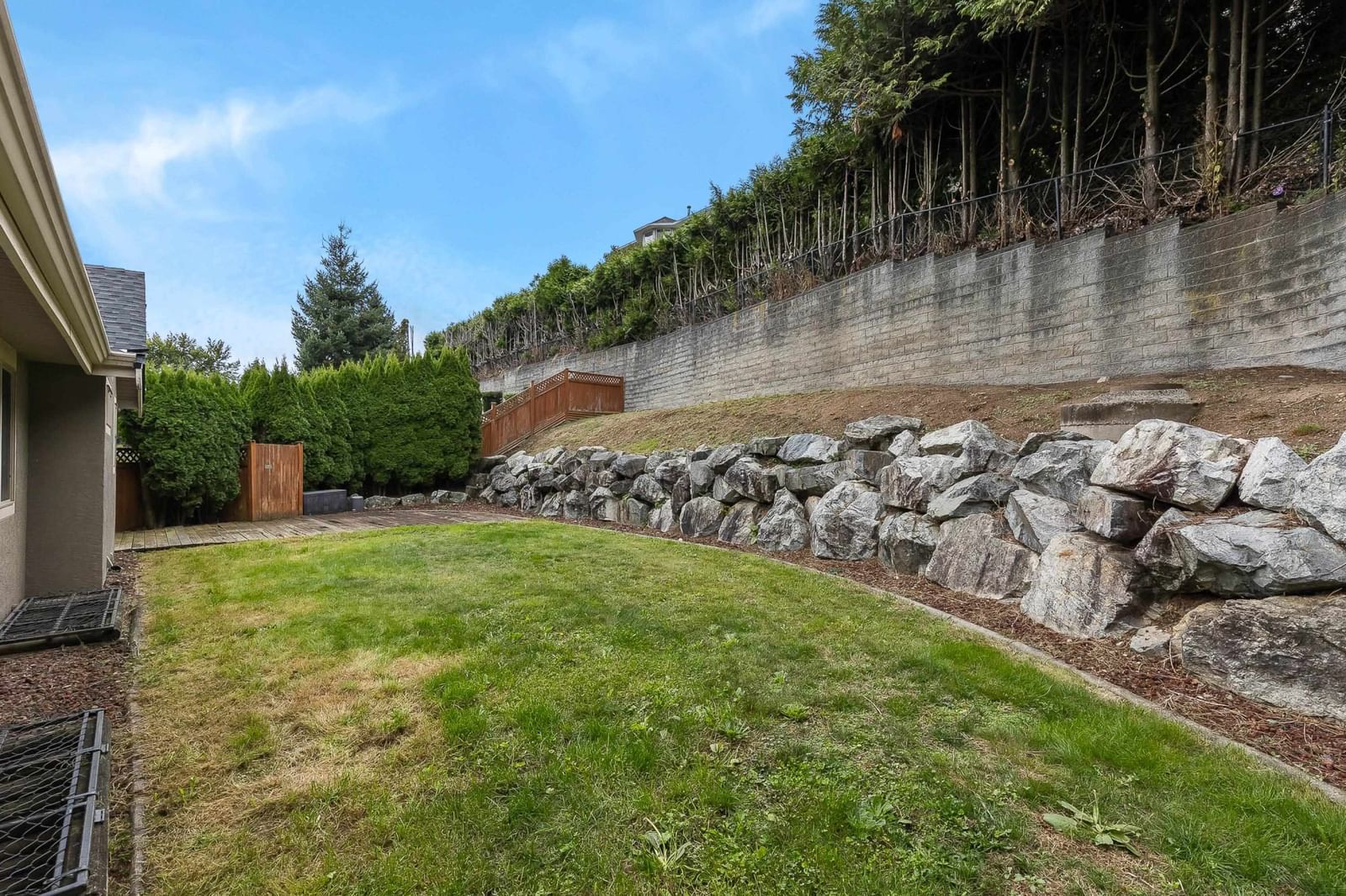 Listing Image 32