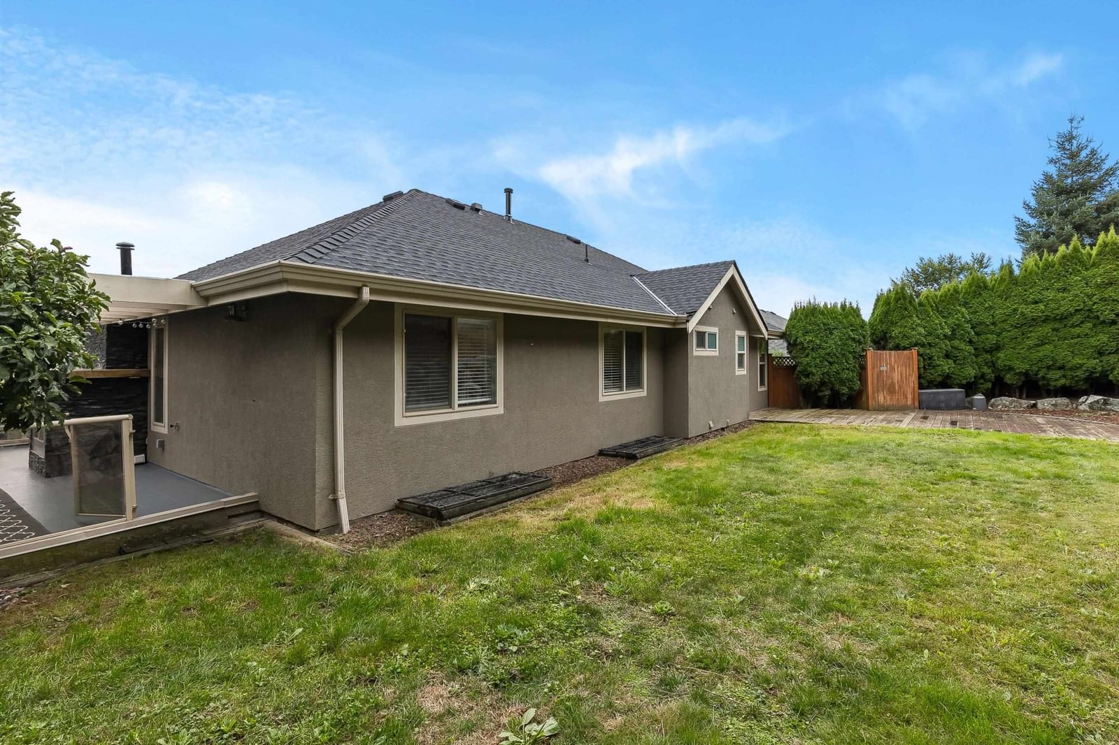 Listing Image 33