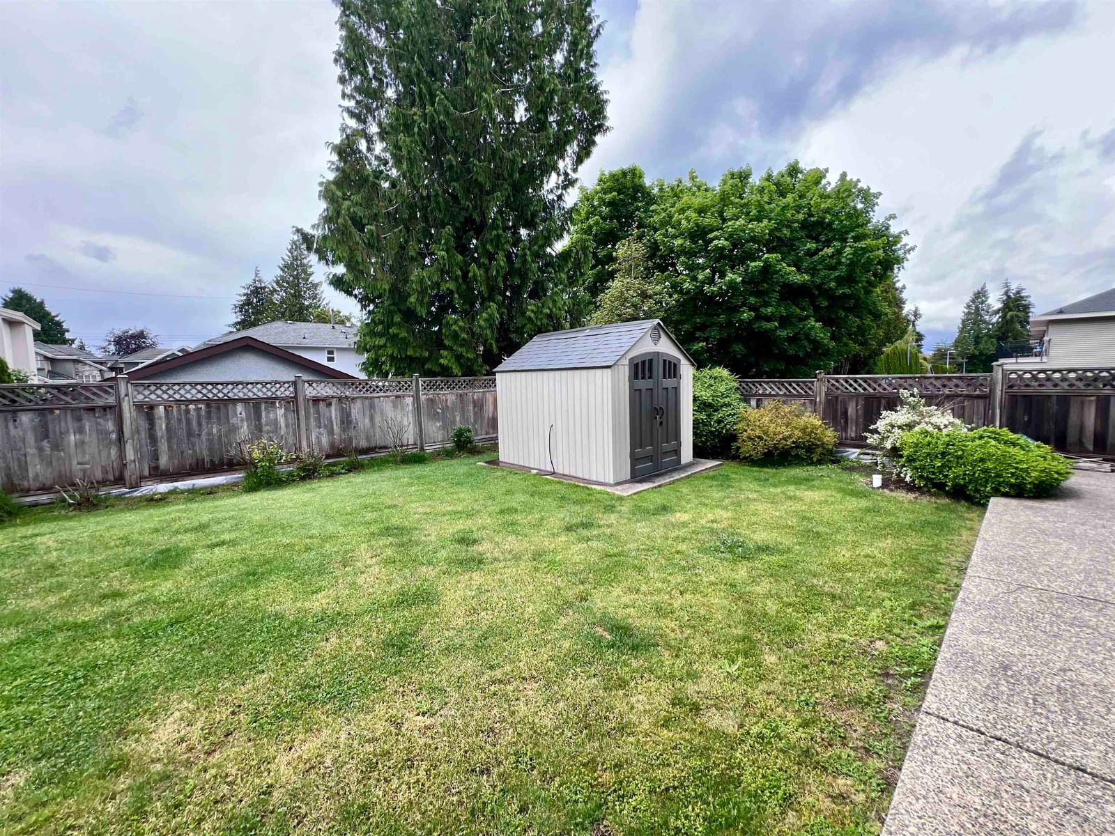 Listing Image 40