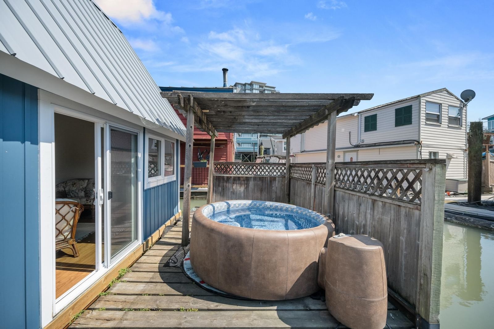 Listing Image 5