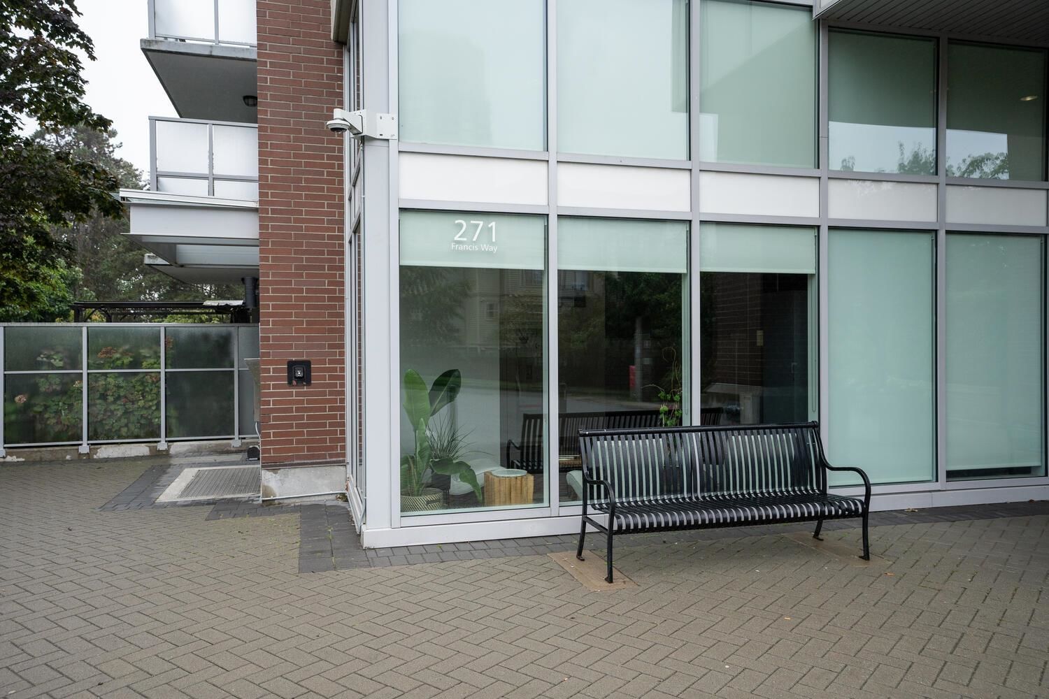 Listing Image 23