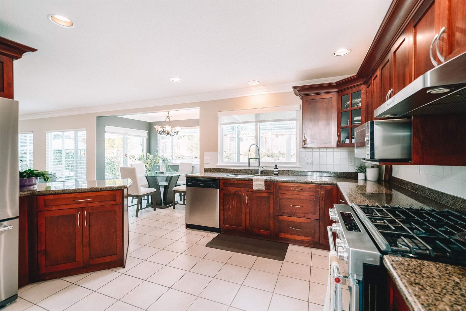 Listing Image 13