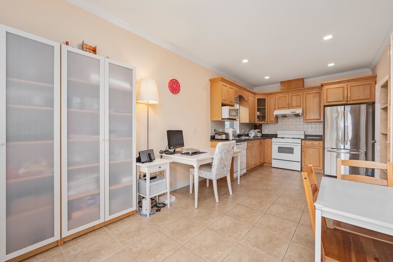 Listing Image 13