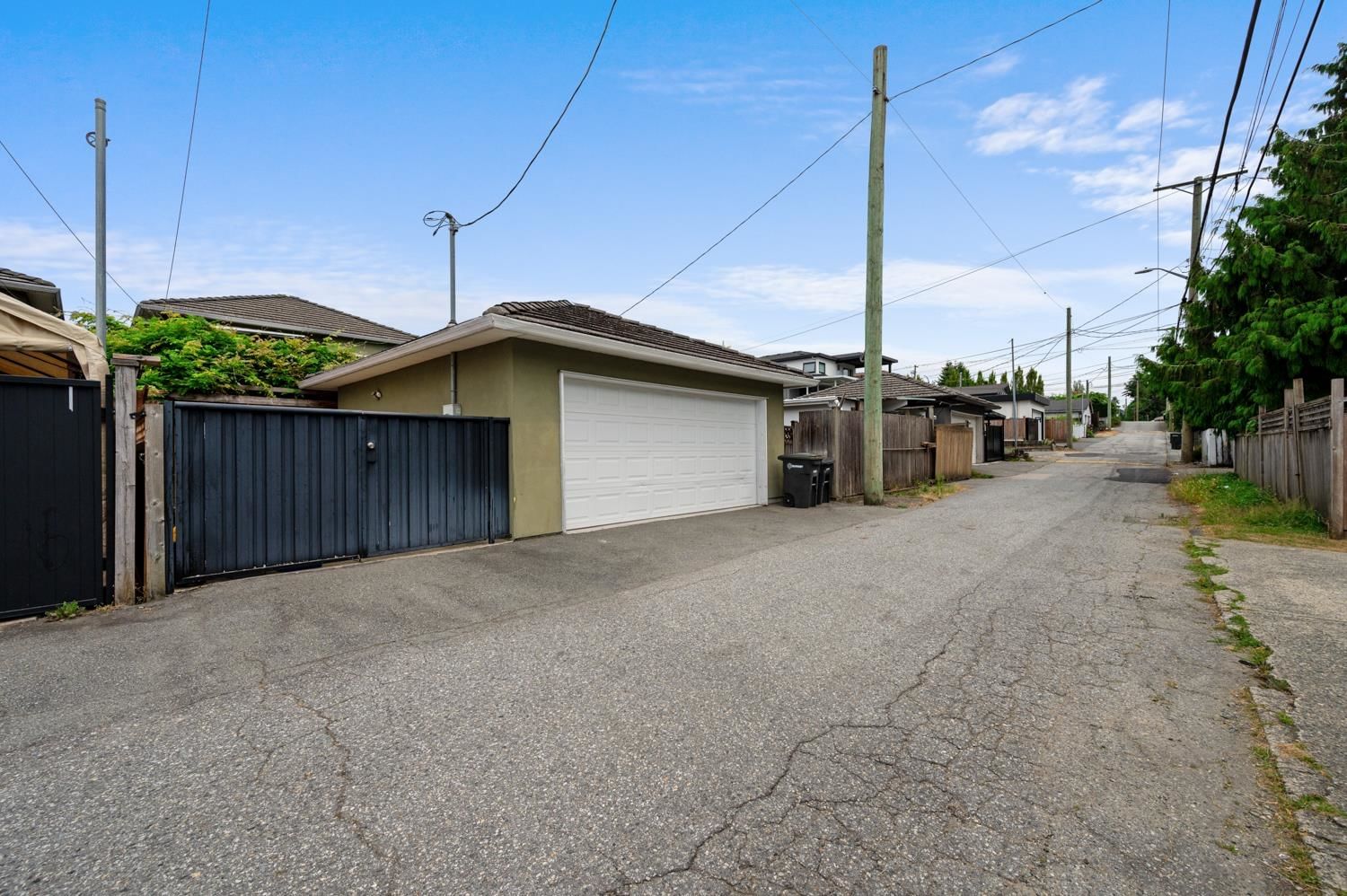 Listing Image 23