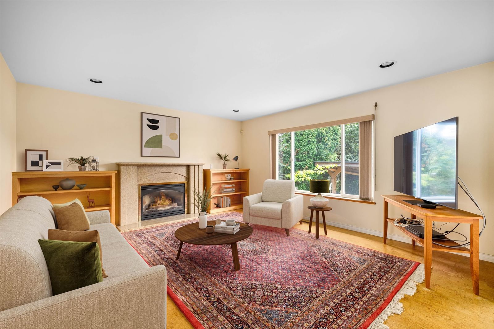 Listing Image 8
