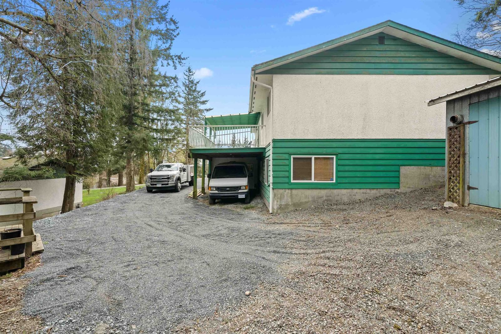 Listing Image 6