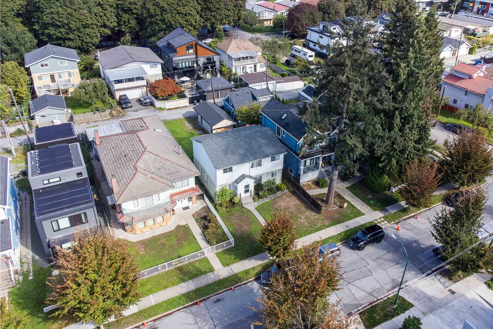 Listing Image 5