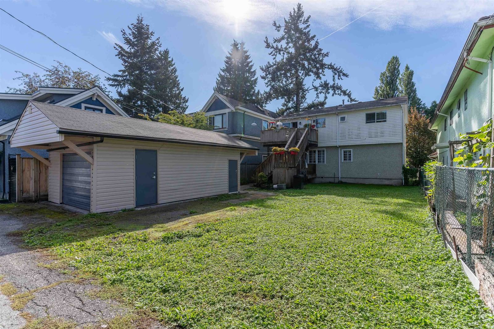 Listing Image 9