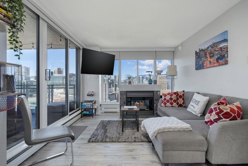 3001 - 183 Keefer Place, Vancouver, V6B 6B9 | Image 2